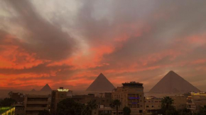 The sky of the pyramids veiw